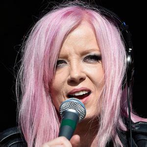 garbage lead singer dies.